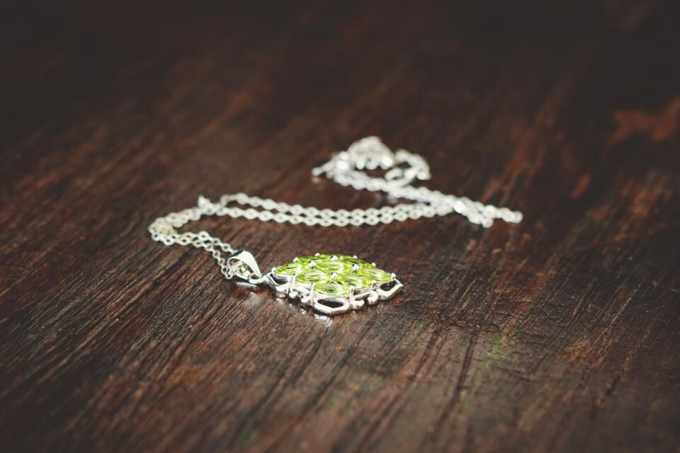 Collar Hoja